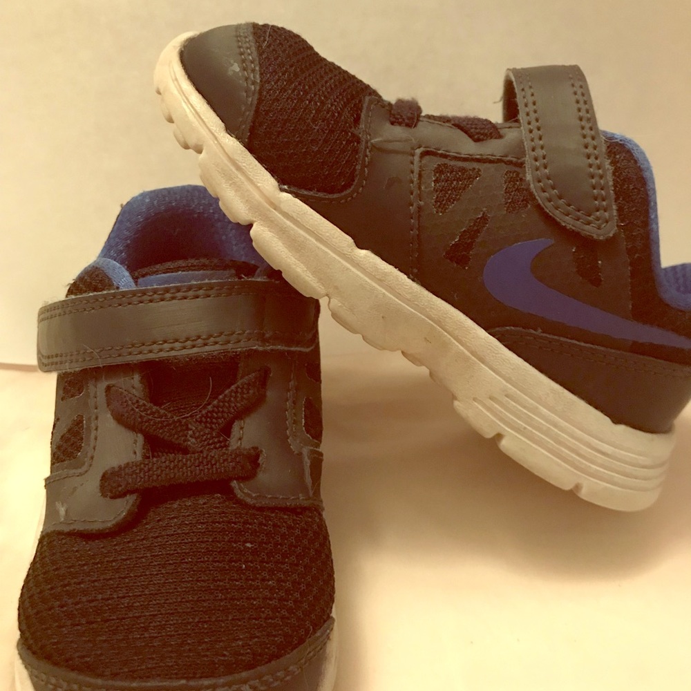 👀NIKE👀 Toddler 8